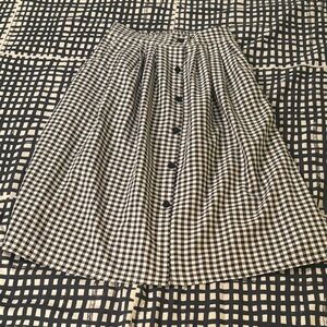 Black and White Checkered Skirt Size L